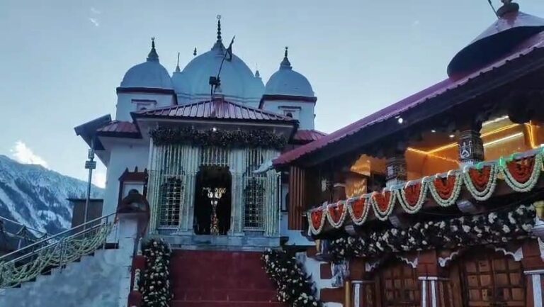 चैत्र नवरात्रि के शुभ अवसर पर आज गंगोत्री धाम के मां गंगा के कपाट खुलने की तिथि घोषित कर दी है …