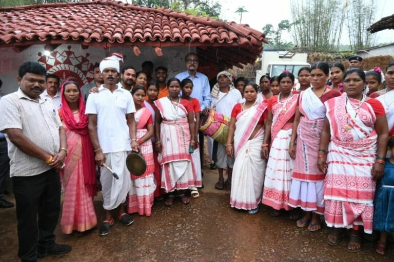 राज्यपाल श्री रमेन डेका ने जशपुर के केरेगांव होम-स्टे का किया अवलोकन…